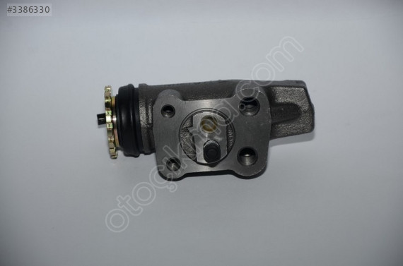 MC889600 CANTER 659 ÖN FREN MERKEZİ - SOL