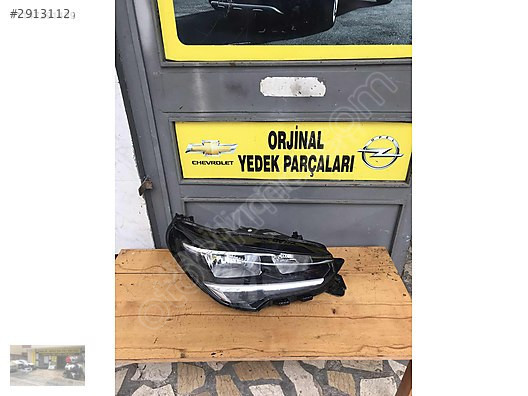 Opel corsa f çıkma sağ ön far ORJİNAL OTO OPEL