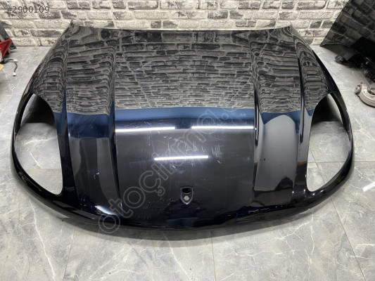 Porsche macan motor kaput siyah renk macan çıkma yedek parça