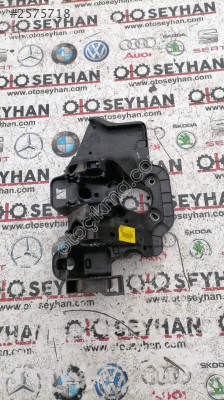 55703354  opel corsa d pedal takımı baglantı braketi
