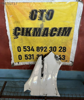VW Transporter T8 Sağ Ön Çamurluk - Oto Çıkma Parçaları