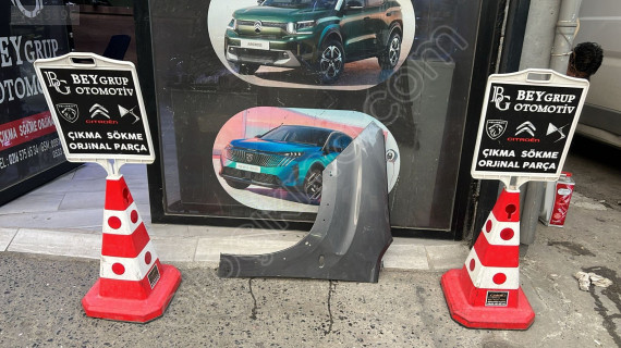PEUGEOT RİFTER SOL ÖN ÇAMURLUK ORİJİNAL ÇIKMA YEDEK PARÇA