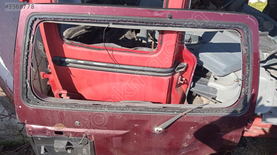 Mitsubishi pajero bagaj kapağı yedek parça