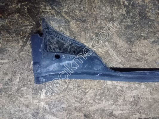 Peugeot 307 çıkma cam ızgarası