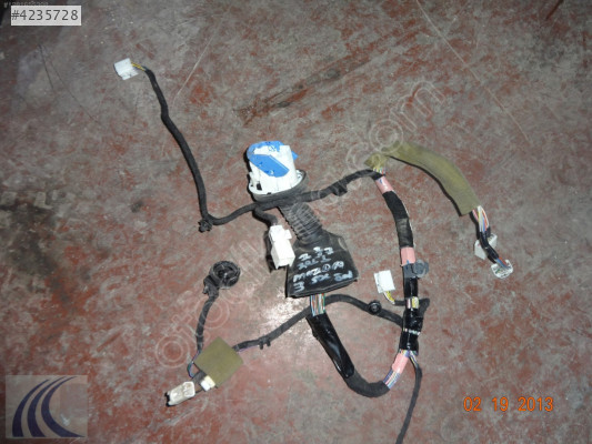 MAZDA 3 2012 ÇIKMA SOL ÖN KAPI TESİSATI