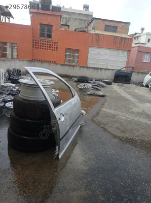 volkswagen bora sağ ön kapı orjinal çıkma