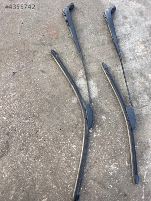 FORD ESCORT 96 ÖN CAM SİLECEK MEKANİZMASI ÇIKMA ORJİNAL