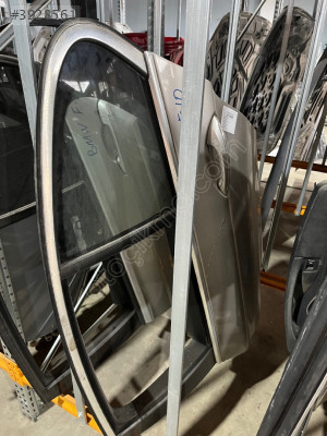 BMW F10 SOL ARKA KAPI ORJİNAL ÇIKMA PARÇA