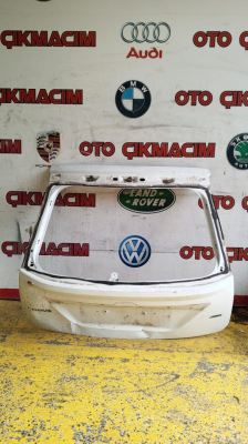 FORD FOCUS HATCHBACK BEYAZ BAGAJ KAPAK