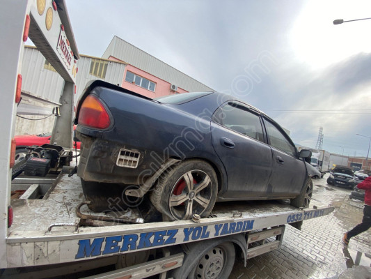 Mazda 323 Familia Orjinal Sağ Ön Kapı Camı