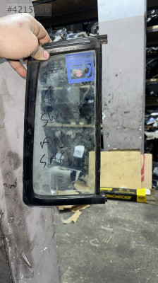 2011 SUZUKİ SWİFT SAĞ ARKA KELEBEK CAM