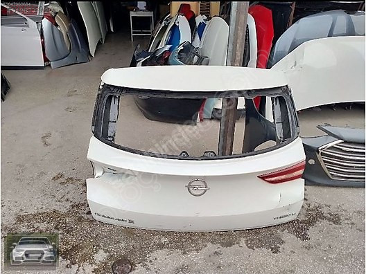 Opel crossland x bagaj kapağı