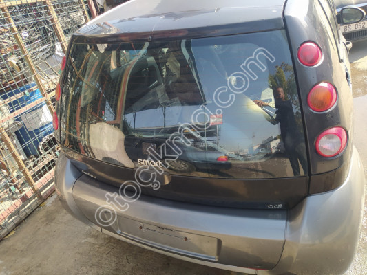 ÇIKMA SMART FORFOUR BAGAJ KAPAĞI