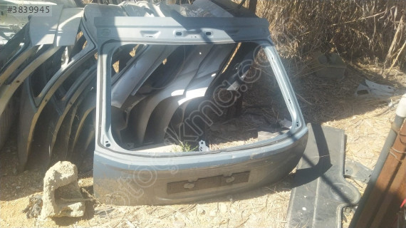 Ford focus bagaj kapagı