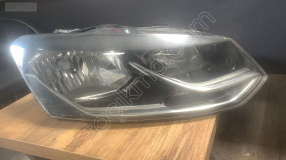Vw polo 15-18 sağ far