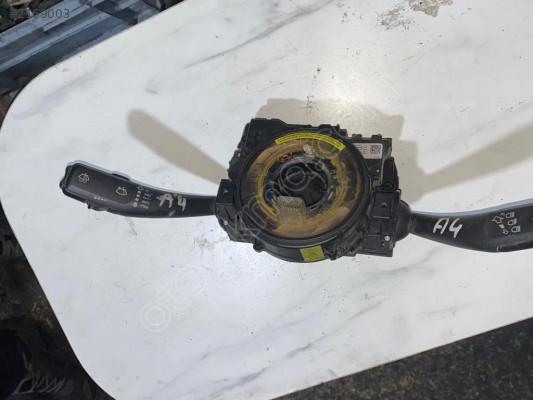AUDİ A4 SİNYAL SİLECEK KOLU