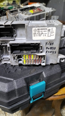 00518699250 Fiat Punto body beyni