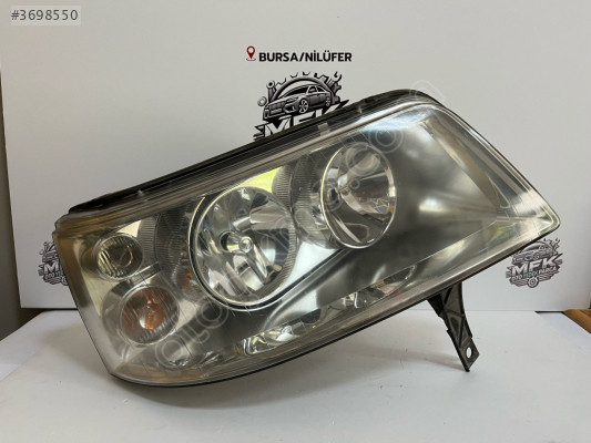 TRANSPORTER SAĞ FAR ORJİNAL ÇIKMA