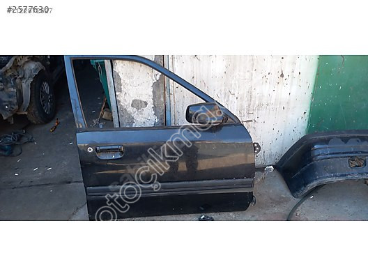 mazda 323 sağ ön kapı