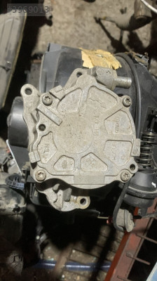 03L145100 vw grubu passat golf caddy vakum pompası