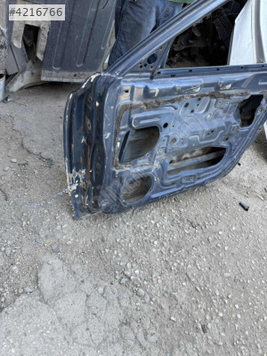 Hyundai admire sağ ön kapı