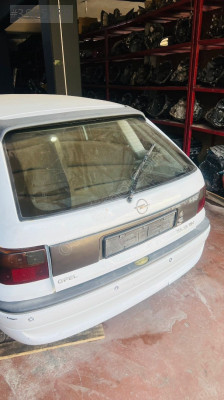Opel astra f hb çıkma orjinal bagaj kapağı