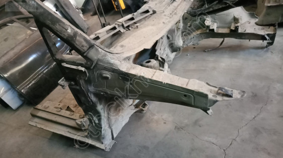 volkswagen caddy sağ ön podye