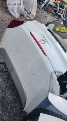 RENAULT MEGANE 4 BAGAJ KAPAĞI
