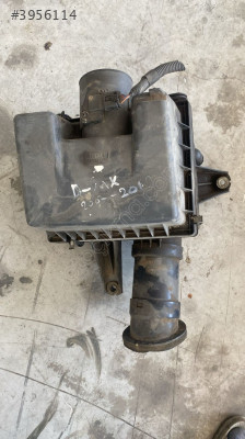 Isuzu D Max hava filtre kutusu