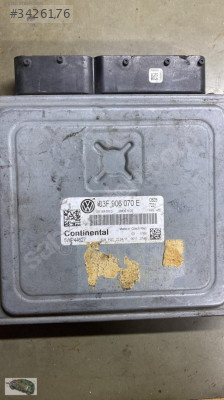 Volkswagen Polo 1.6 Motor Beyni 5WP44627 03F906070E