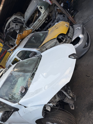 Megane 3-III Motor Kaputu (2008-2012) 651000035R-651009018R