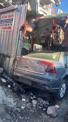 CİTROEN C5 ARKA BAGAJ KAPAĞI ÇIKMA ORJİNAL