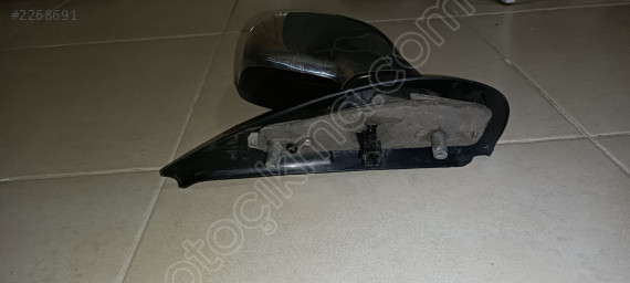 Renault Kangoo sol ayna