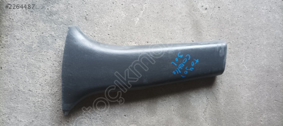 TOYOTA COROLLA SAĞ ORTA DİREK KAPLMASİ