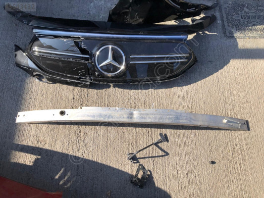 MERCEDES E SERİSİ W212 ÖN TAMPON DEMİRİ 2126201500