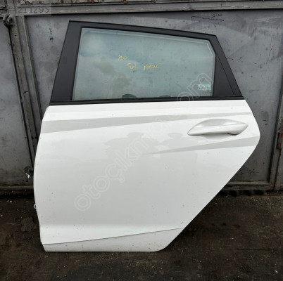 2023 Hyundai i20 sol ark kapı dolu