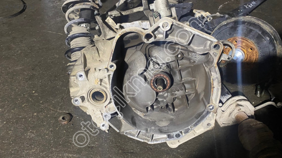 Astra H. 1.3 dizel 6 ileri janzıman