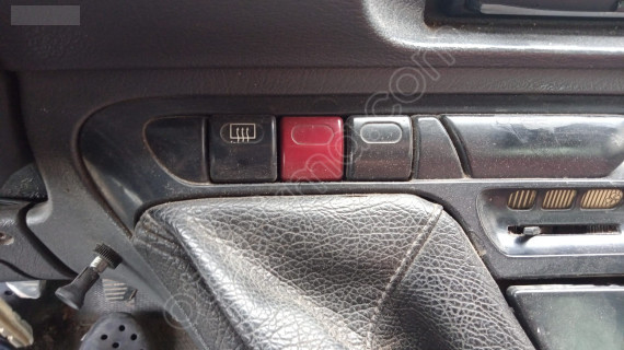 Fiat Scudo için 4'lü Flaşör Düğmesi Yedek Parçası
