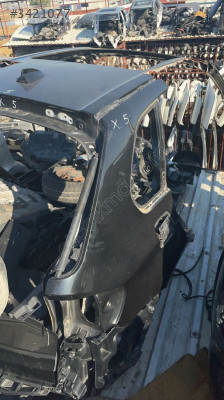 BMW X5 SAĞ ARKA KESME ÇAMURLUK GÜÇMANLAR OTO 05012551616