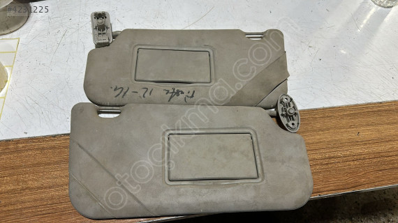 2010-2012 FORD FİESTA TAKIM GÜNEŞLİK ORJ ÇIKMA