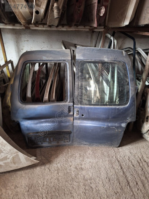 Peugeot partner 2li bagaj kapağı