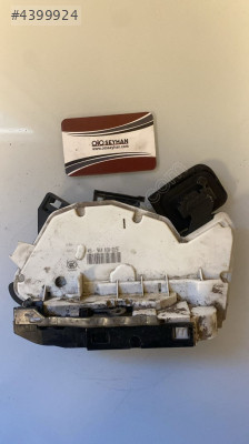 5K4839015F Skoda Yeti 2012 sol arka kapı kilidi