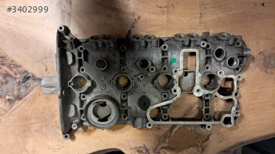 AUDİ A4 MOTOR SİLİNDİR KAPAĞI 06H103475H