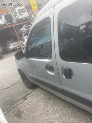 Renault Kangoo 2 sol ön kapı çıkma orjinal