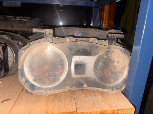 Renault Clio 3 Hb Çıkma 1.2 Km Saati