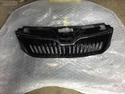 SKODA OCTAVİA ÇIKMA ÖN PANJUR