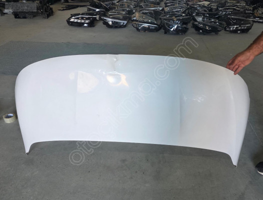 PEUGEOT RİFTER BEYAZ MOTOR KAPUTU ORJINAL LOKALLİK