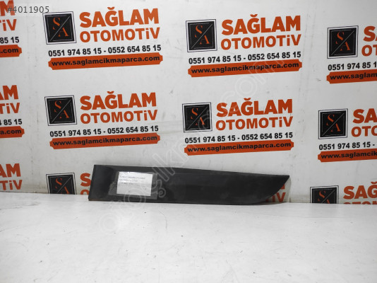 RENAULT MEGANE-3-FLUENCE ÇIKMA SOL ARKA KAPI ÇİTASI  828770011