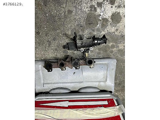 Megan 2 1.5 DCI egzoz manifoldu çıkma orijinal