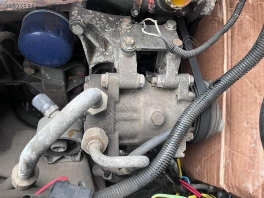 Renault R21 concorde 2.0 klima kompresörü